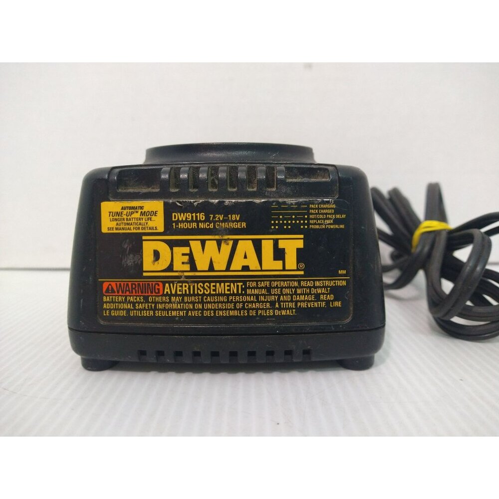 DeWALT DW9116 7.2V to 18V 1 Hour Battery Charger Tested